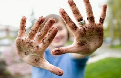 dirty hands as a cause of parasitic infections