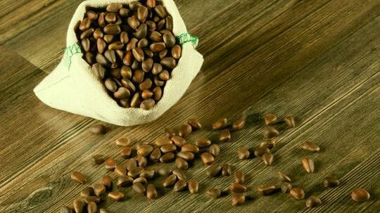 Peanuts cedar from parasites