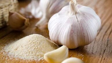 Parasitic treatment in the body with garlic